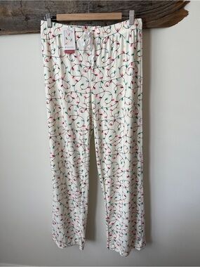 Women’s Cream Holiday Light-Print Pajama Pants